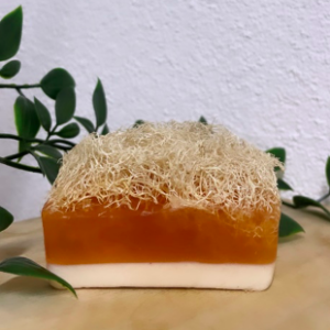 SOAP: Ezelinnenmelk met honing en pompoenen loofah (bestseller)